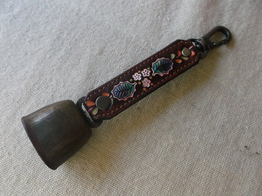 熊よけ鈴　クマベル　拭き染め＆刻印  牛革ベルト　