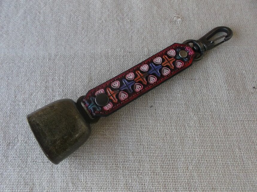 熊よけ鈴　クマベル　拭き染め＆刻印  牛革ベルト　