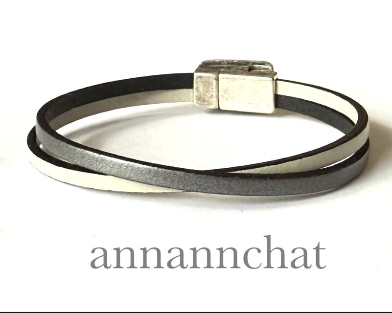 【本革　ヨーロッパ製 メタリック　チャコールグレー・ライトグレー 2連　ブレスレット】マグネット留め　