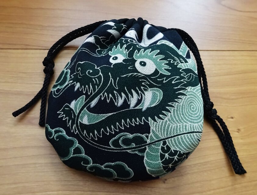 可愛い巾着（龍）