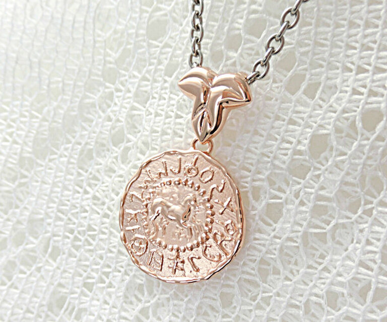 エトルリア風・ピンクゴールド仕上・コインペンダント（モチーフジュエリー）シルバー製　　 （日本製）