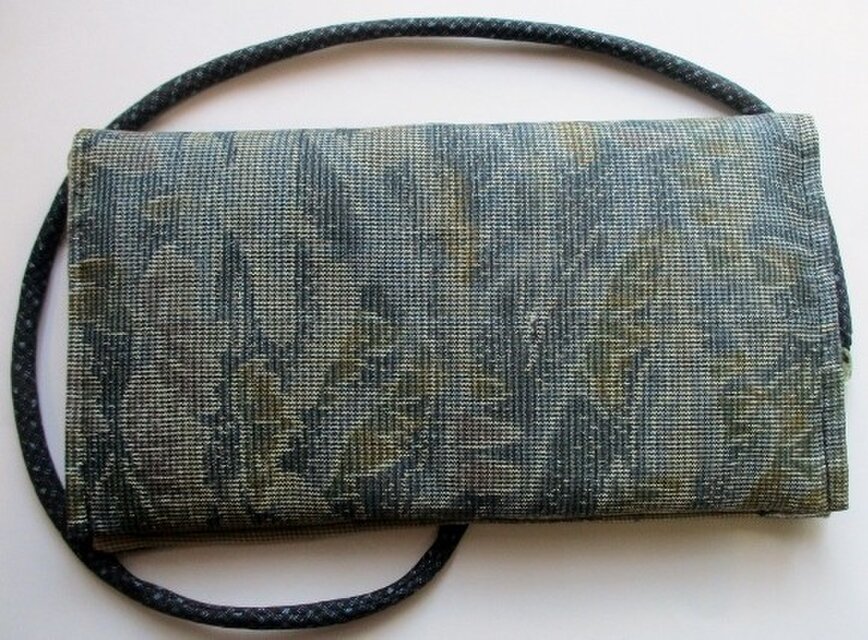 【dede756様確認用】大島紬　ボックスポーチ（ハンドメイド）和風 dede756様確認用】大島紬 ボックスポーチ（ハンドメイド）和風 大島紬