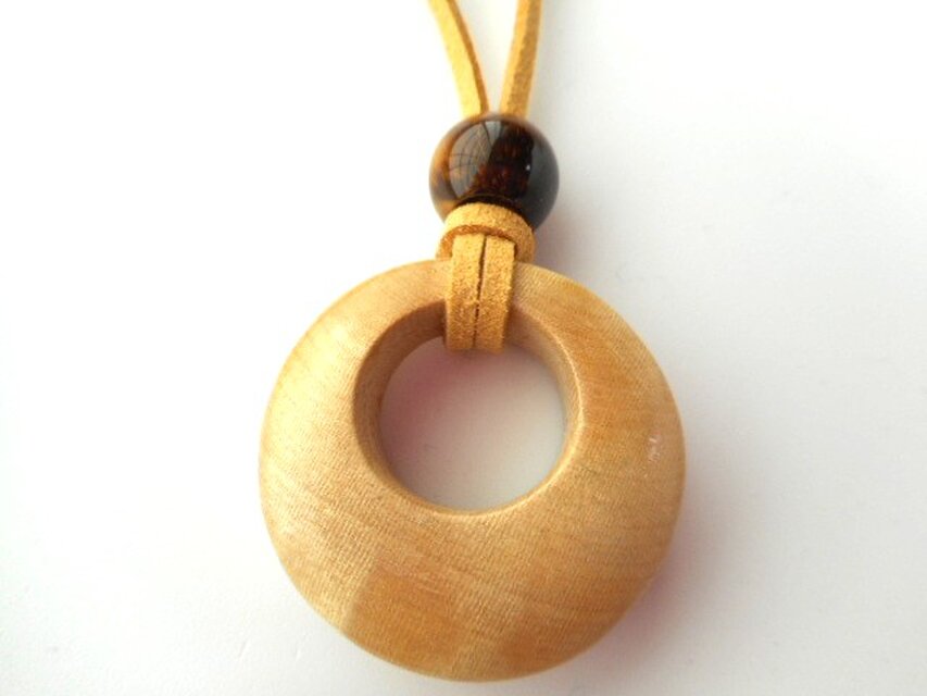 トチの木ネックレス　金属アレルギー対応　長さ調節タイプ