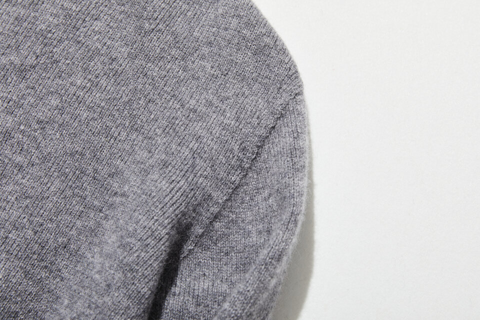 着心地がよく、きれいめに着られる 秋冬の大本命ニット ウール100