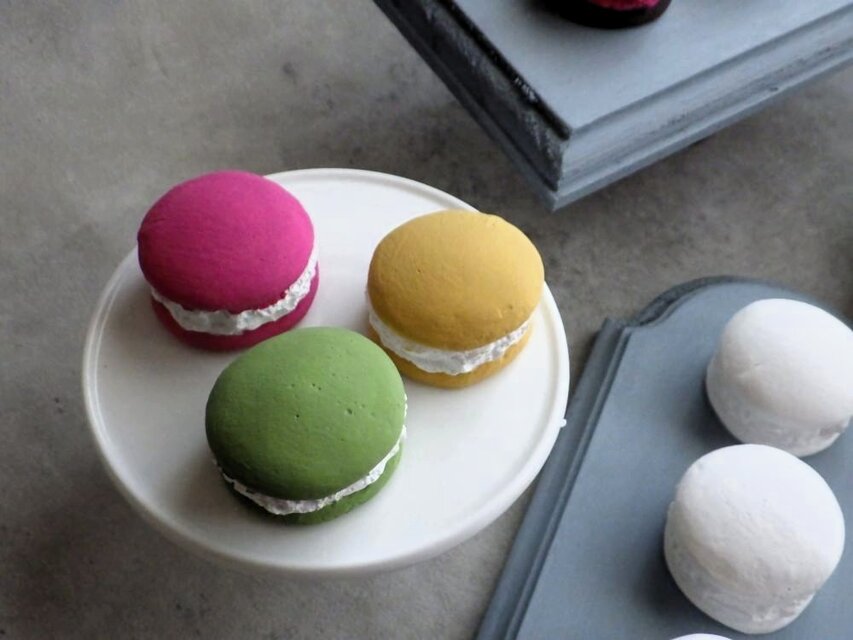 【単品販売】アロマディフューザーとして使う フェイクスイーツ ■ アロマストーン マカロン ■ 色が選べる