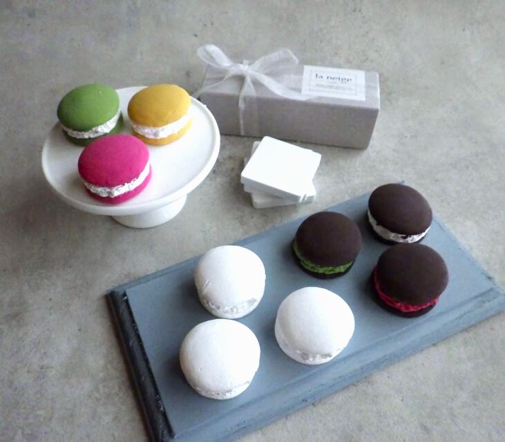 【セット販売】アロマディフューザーとして使う フェイクスイーツ ■ アロマストーン マカロン ■ 3組 箱入り