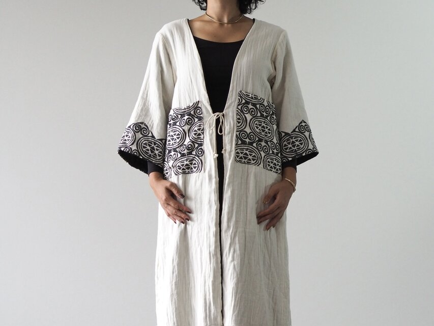 リバーシブル/モノトーン/5重ガーゼ。ロング丈羽織り《ブロックプリント》