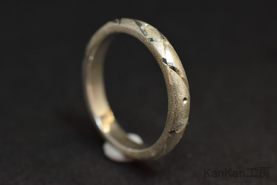 SVリング｜艶消し・彫り｜甲丸・幅(約)3.0㎜