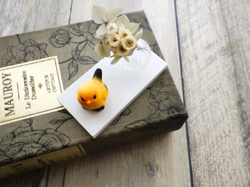 アロマストーンで再現する 小鳥のいる風景 ■ ぷっくりひな鳥 ４色展開 ■ オレンジ色