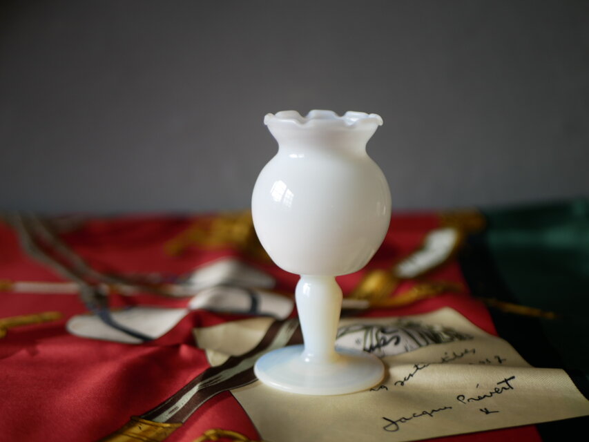 訳あり　オパリン　プチフラワーベース　フランスヴィンテージ　ヴィンテージ　ブロカントのある暮らし