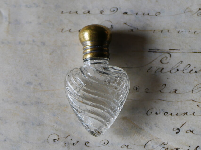 猫の小瓶 香水瓶 フランス 20世紀 猫の小瓶 香水瓶 フランス 20世紀