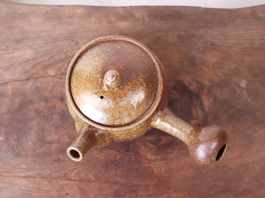 備前焼 急須 (急須on急須) k1-102 | iichi 日々の暮らしを心地よくする