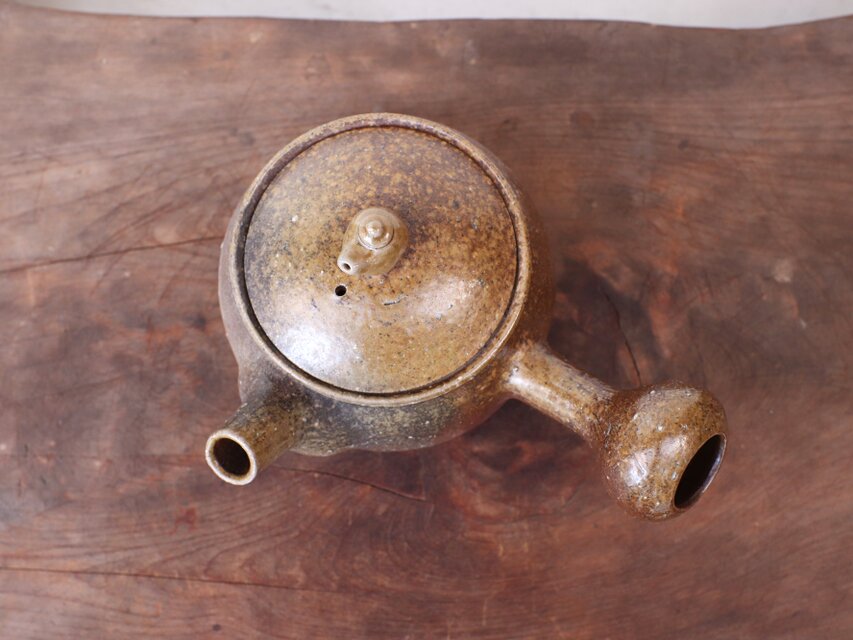 備前焼 急須 (急須on急須) k1-105 | iichi 日々の暮らしを心地よくする