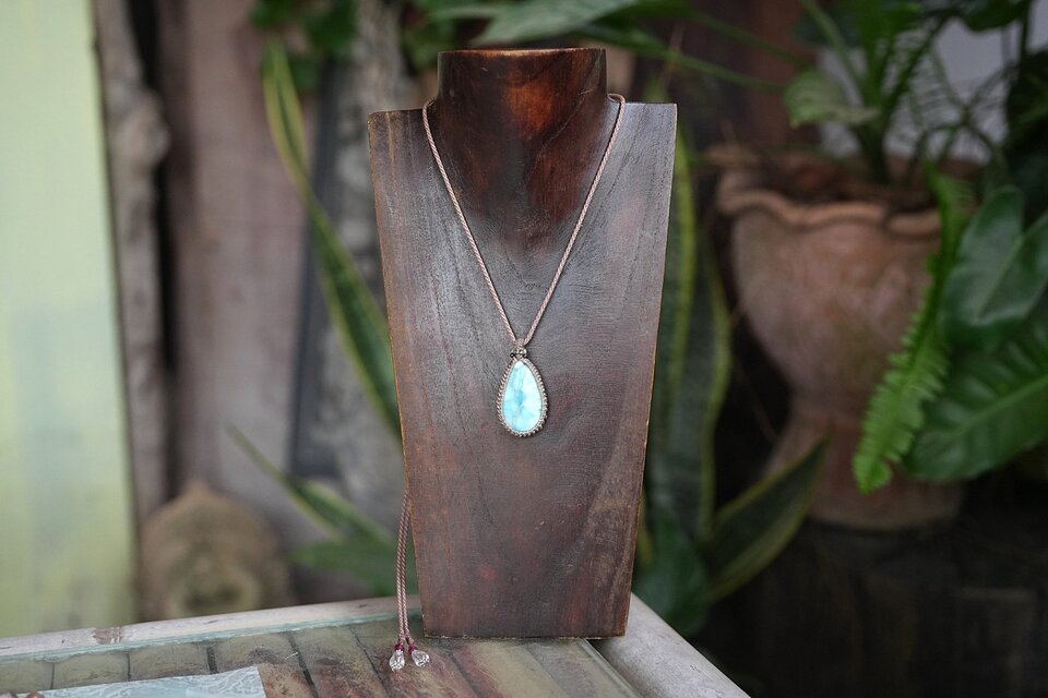 海の波の涙☆高品質☆Larimar マクラメネックレス1893 | iichi 日々の