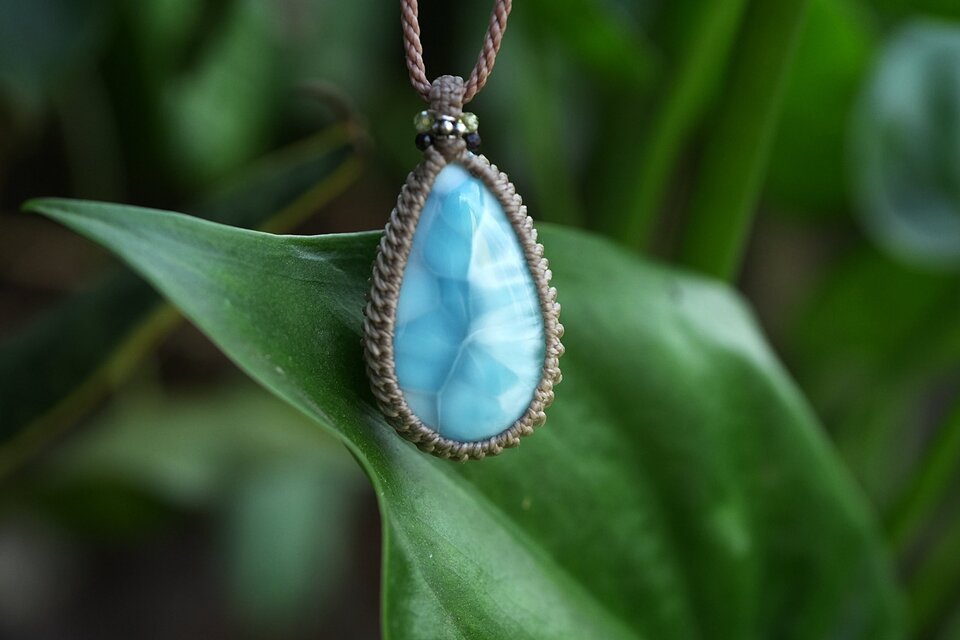 海の波の涙☆高品質☆Larimar マクラメネックレス1893 | iichi 日々の 海の波の涙☆高品質☆Larimar マクラメネックレス1893 | iichi 日々の