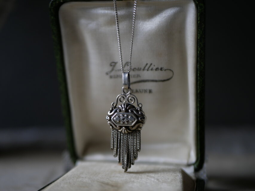 純銀　タッセル　ネックレストップ　ペンダントトップ　アンティーク　フランスアンティーク