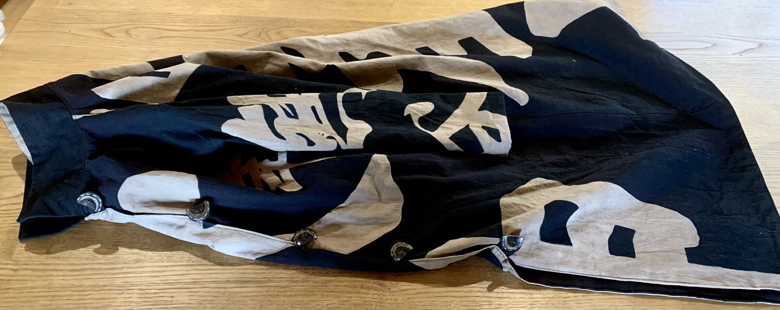 奉納旗と幟旗のコート | iichi 日々の暮らしを心地よくする