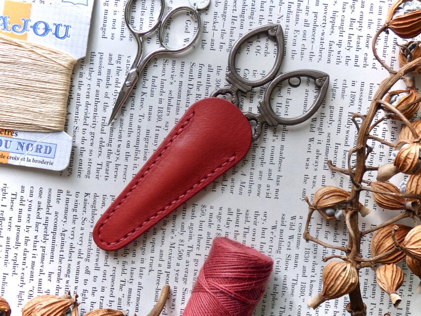 イタリア革のはさみケース／赤