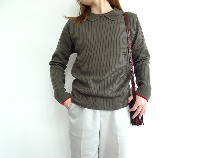 『日本製』襟付き袖配色ワイドリブニットプルオーバー（ドトール×レッド）