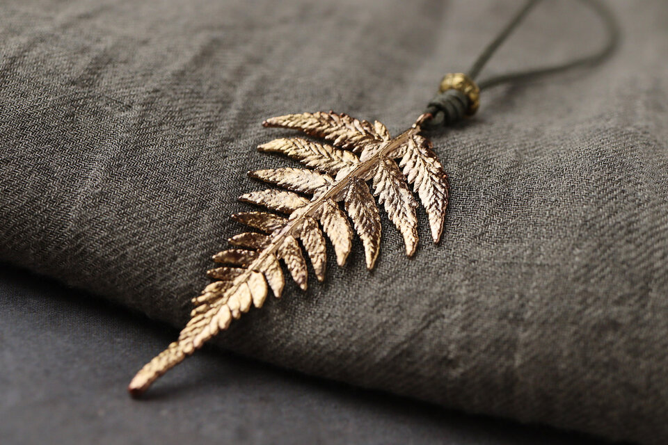 シダ植物ペンダント