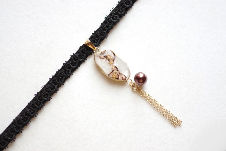 クアラントットノベルティミラー黒と金のリボン装飾 クアラントットノベルティミラー黒と金のリボン装飾