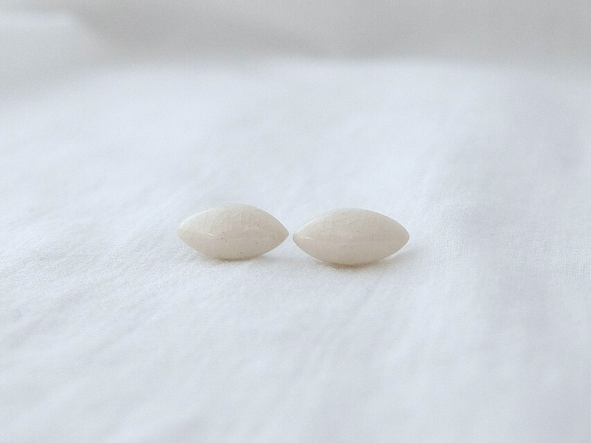 ピアス bourgeon 白薩摩