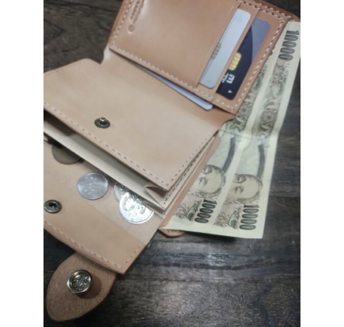 国内最高峰栃木レザーMiddle Leather Wallet | iichi 日々の暮らしを