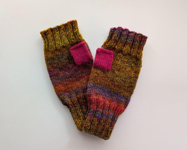 ハンドウォーマー多色グラデーション　キャメル系