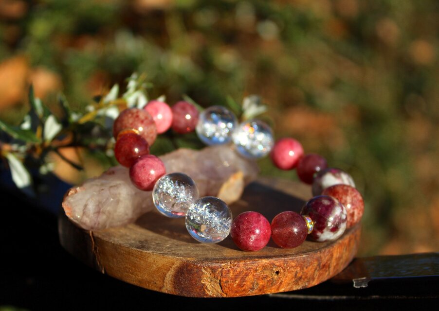 レピドクロサイト、ユーディアライト、チューライト 愛情と女性性