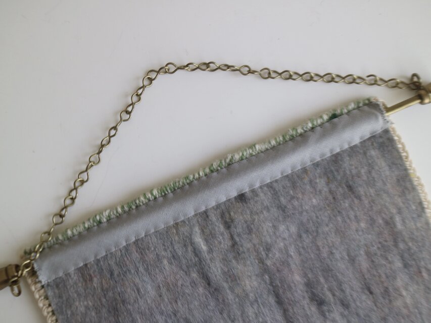 【ヴィンテージ・美品】フレミッシュ織　家並み　額装済 スウェーデンで見つけたフレミッシュ織のタペストリー No.6173 | iichi