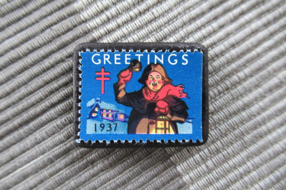 アメリカ　クリスマス複十字切手ブローチ10686