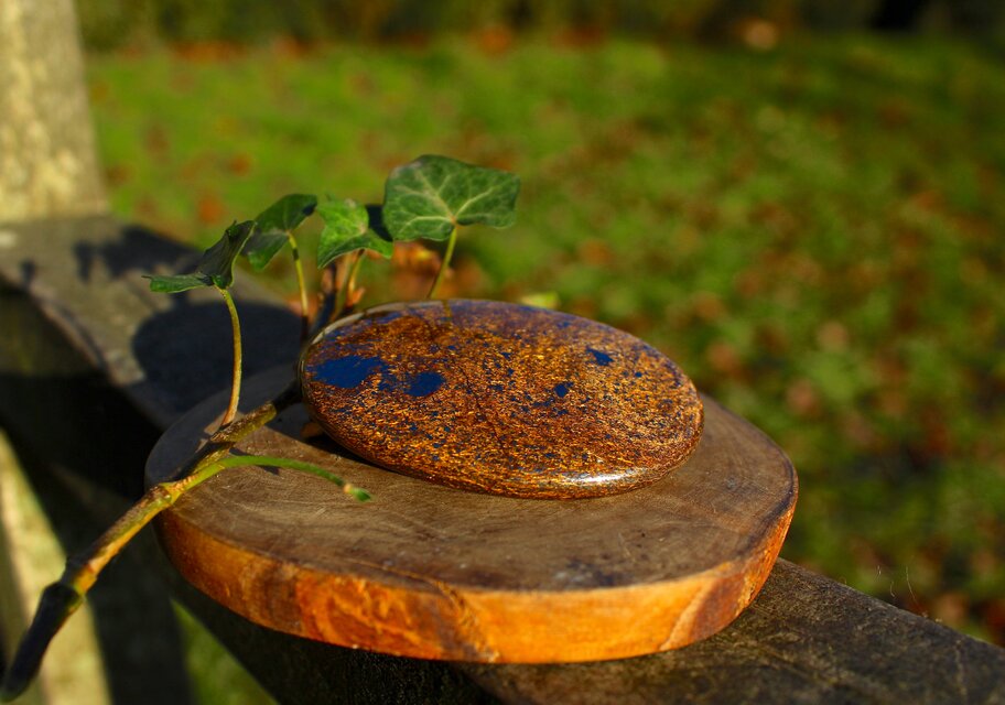 ブロンザイト　パームストーン