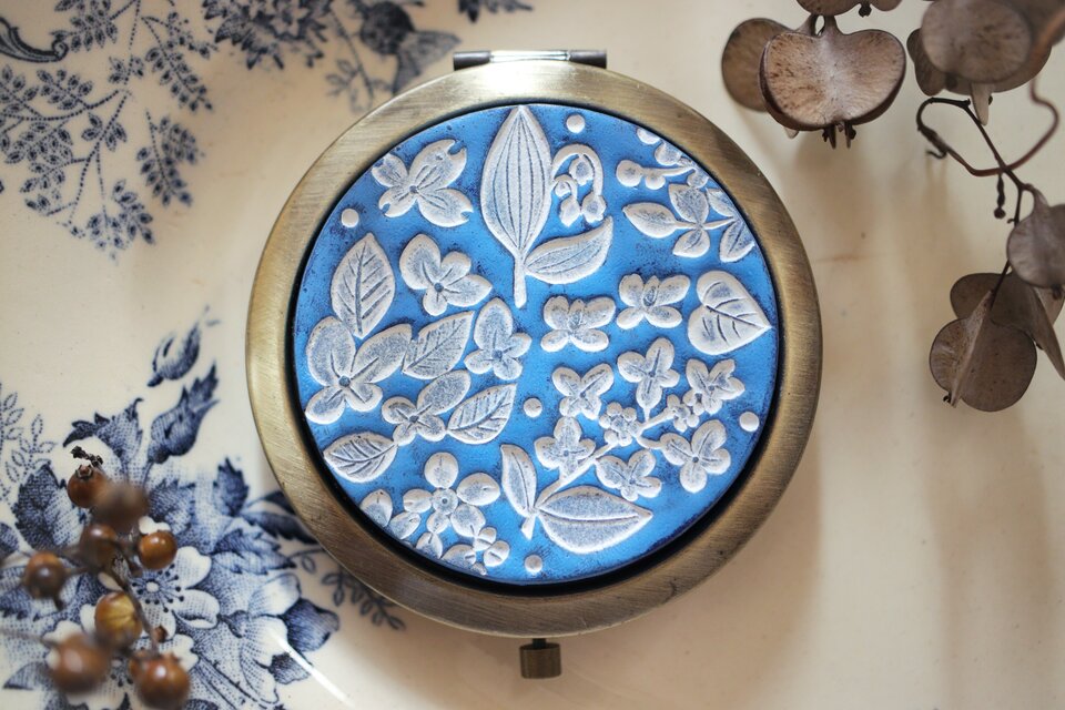 : : : 陶土の草花ミラー : : : 1406