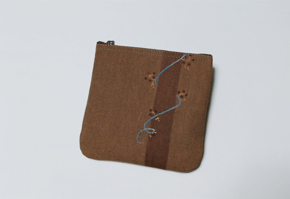 つる草のポーチ