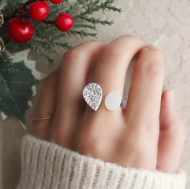 Xmasカラー！ドゥルージーアゲートのフォークリング　金アレ対応