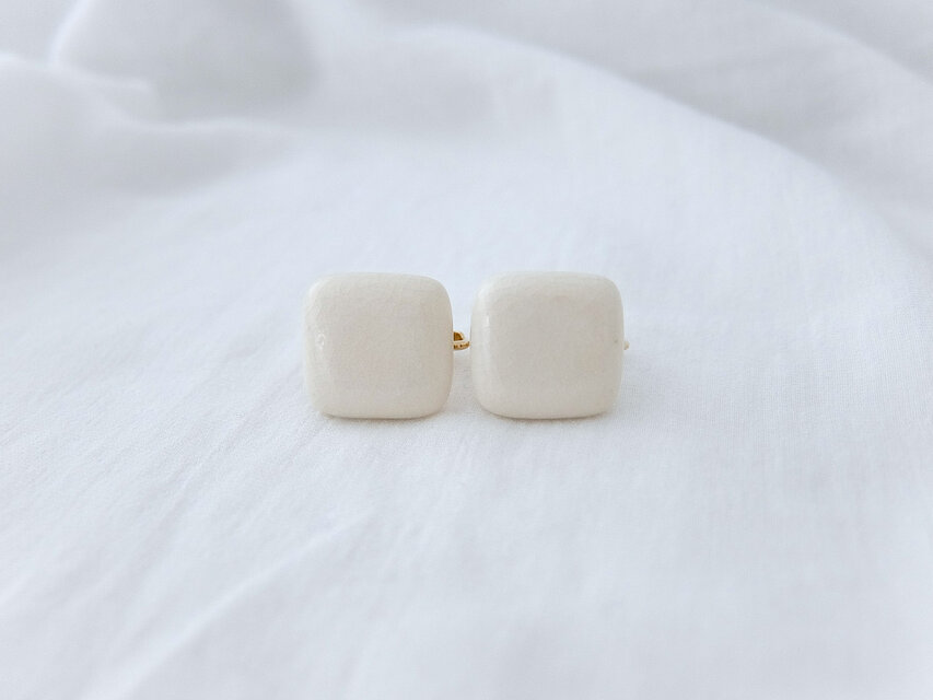 イヤリング square 白薩摩
