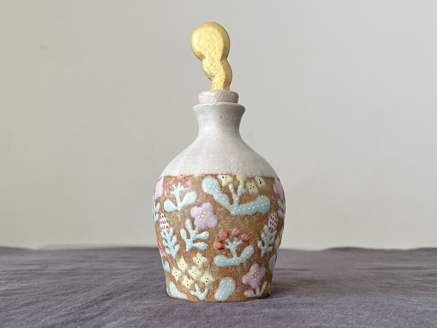 蓋付き花瓶　『花の香（かのか）』