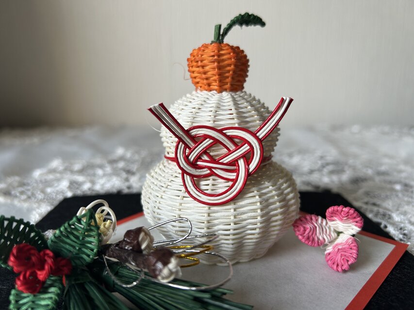 籐の鏡餅　小・6