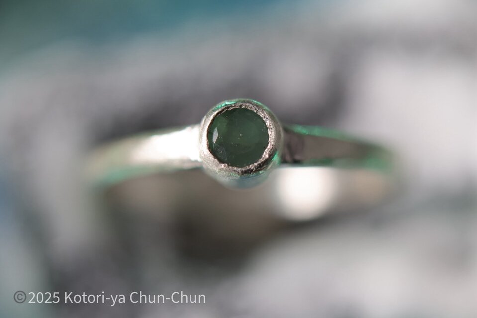 めちゃくちゃお買い得！】産地不明アレキサンドライト・シルバーリング