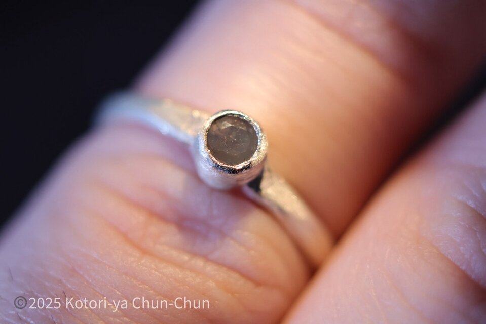 めちゃくちゃお買い得！】産地不明アレキサンドライト・シルバーリング