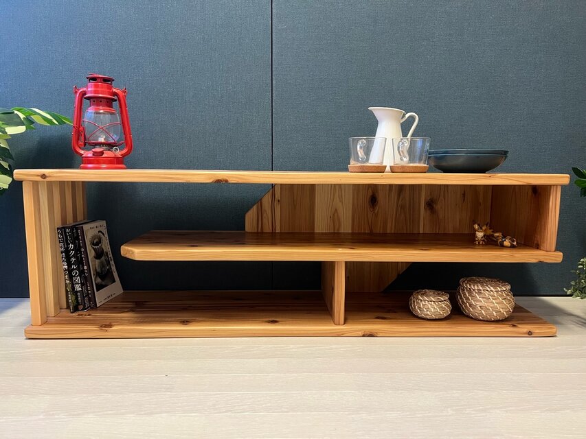 送料無料】 テレビボード 棚板付き 縦格子型 シェルフ 小物置き 杉