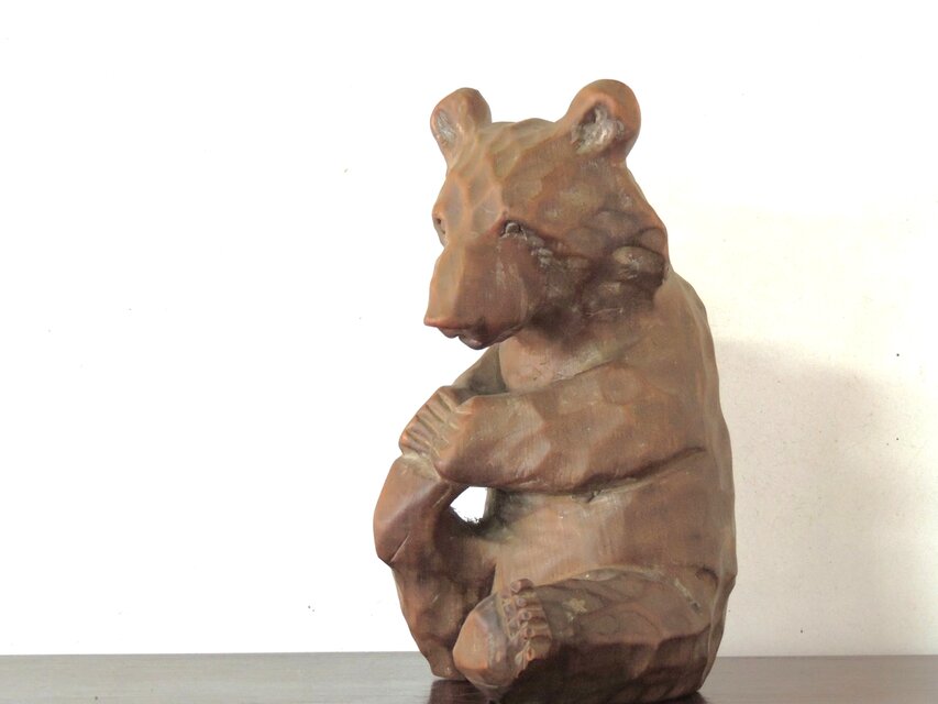 木彫　熊