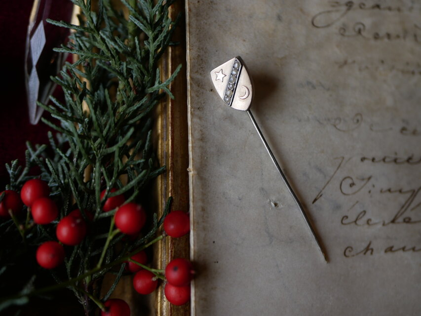 純銀製　月と星　ハットピン　フランスアンティーク　ヴィンテージ　ブロカント