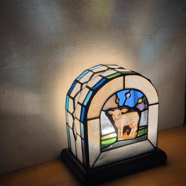 LEDライト【】ステンドグラス　調光機能、センサー切替付