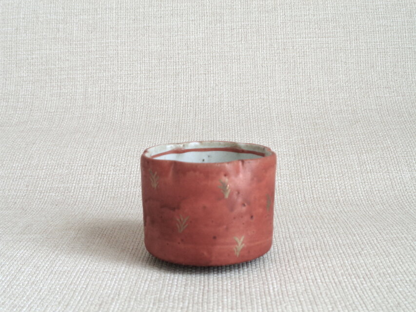 ぐい呑み (輪花葉紋e)