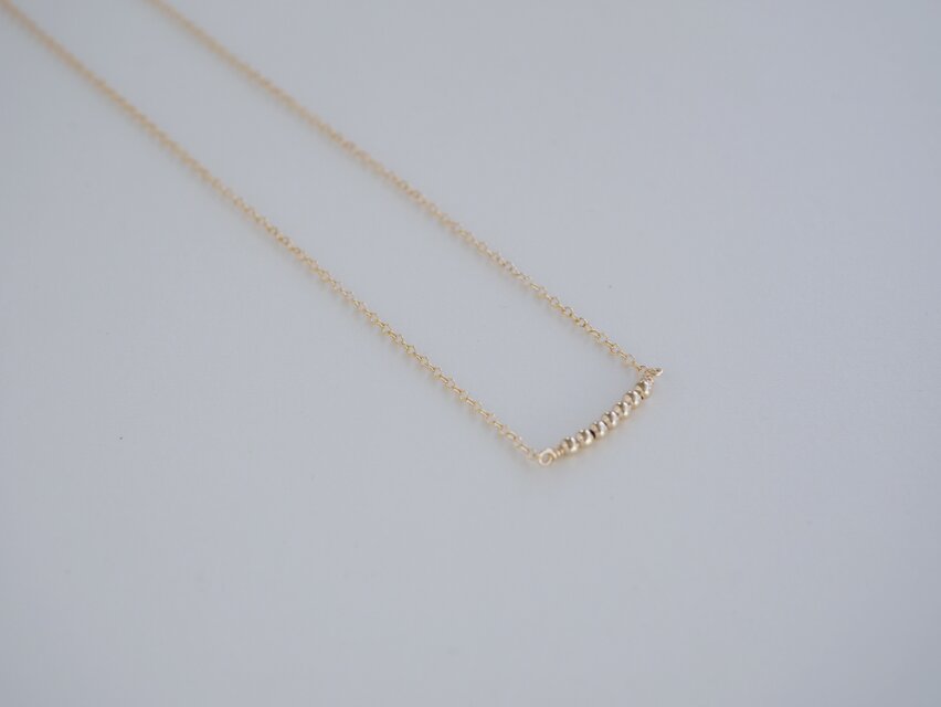 星屑 ｜14kgf 小さなゴールドビーズ 上品なゴールドネックレス シンプル