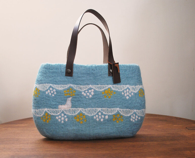 羊毛フェルトバッグ/森のベール 緑