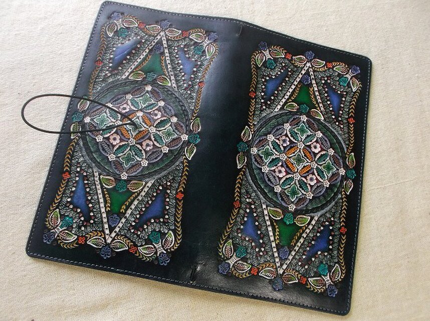 トラベラーズノートカバー 牛革、刻印＆拭き染め カードポケット付き