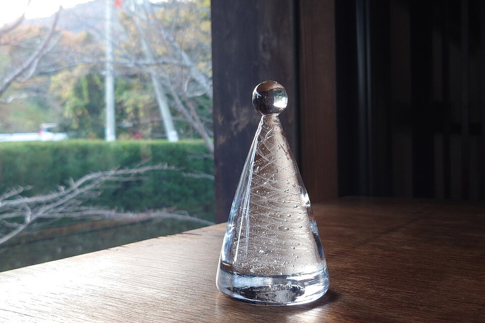 ガラスのクリスマスツリー(泡のレースb）のコピー