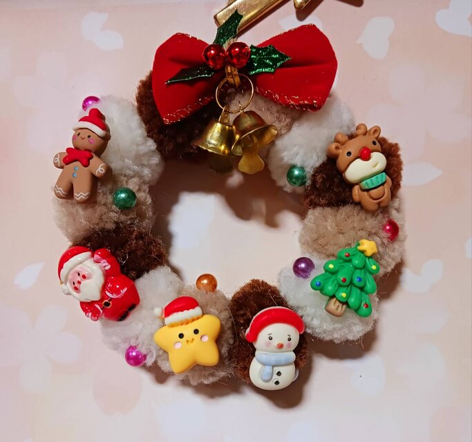 ぶるぶるどっぐ　ぬいぐるみ付きクリスマスリース　平成レトロ 🏹🎄いよいよ明日発売🎄🪽 #mofusand 『クリスマスリースぬいぐるみ